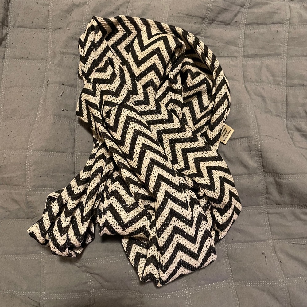 Kohl’s So infinity scarf